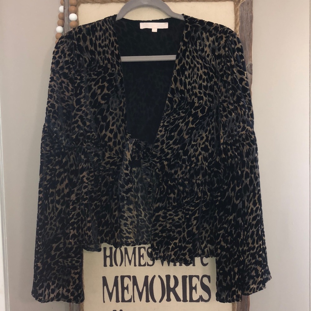 Karlie leopard kimono